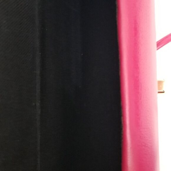 Pink Clutch  - Picture 5 of 7